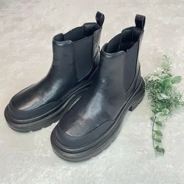 니코앤드 ni k o and 사이드 고어 통굽 숏 부츠 블랙 L