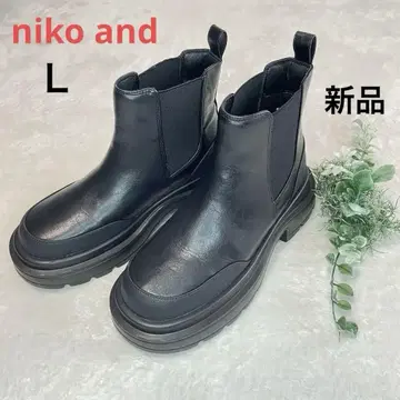 니코앤드 ni k o and 사이드 고어 통굽 숏 부츠 블랙 L