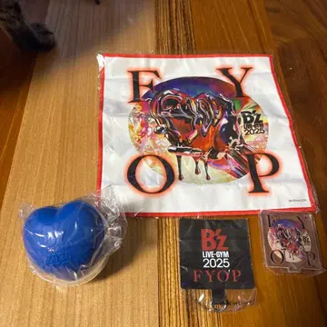 B'z 가챠 릴렉세이션 하트 외 3점