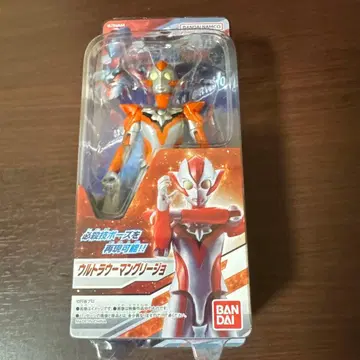 울트라맨 그리조 피규어 미개봉