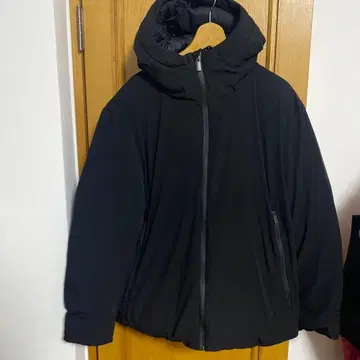 워크맨 GIGA PUFF 블랙 다운 자켓 LL 사이즈