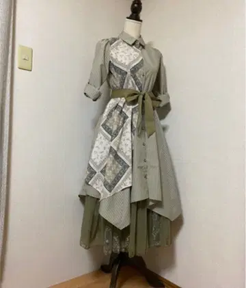 axes 스카프 패턴 절개 셔츠 원피스