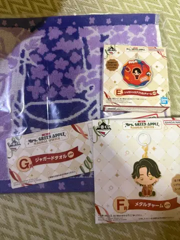 Mrs. GREEN APPLE 자카드 타월 등