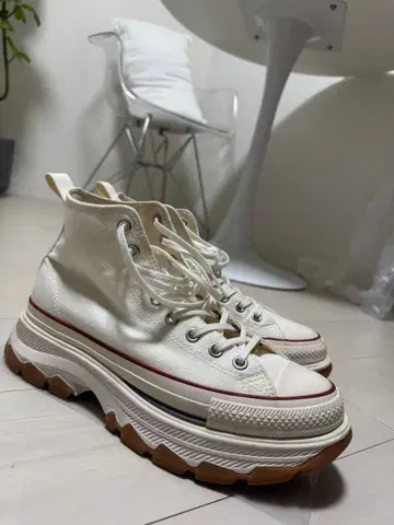 CONVERSE ALL STAR 화이트 스니커즈