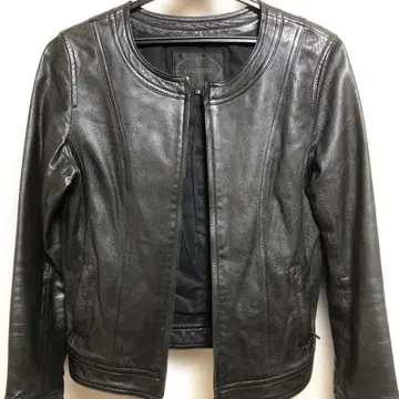 새상품급 UNTITLED 블랙 가죽 자켓 사이즈 4