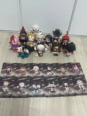 SKULLPANDA IMAGE OF REALITY POPMART