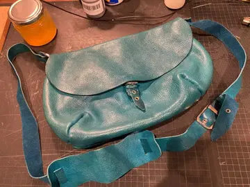 터콰이즈 가죽 숄더백 천연 가죽 손바느질