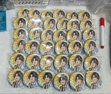 아카라이토 군 캔뱃지