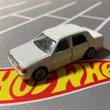 토미카 크라운 컴포트 커스텀품