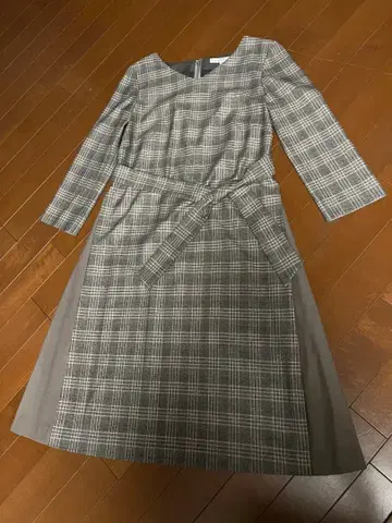 UNTITLED 체크 무늬 긴팔 원피스