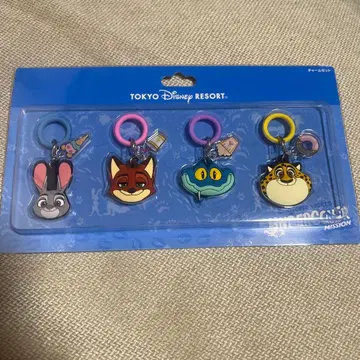 도쿄 디즈니 리조트 주토피아 참 세트 새상품