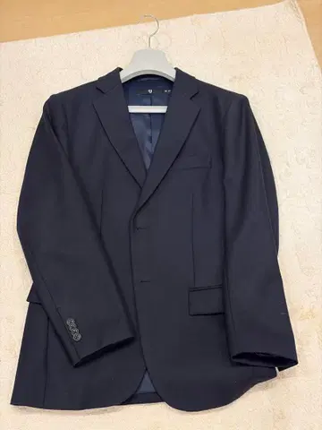 [ 거의 미사용 ] 유니클로+J 울 자켓 M 사이즈