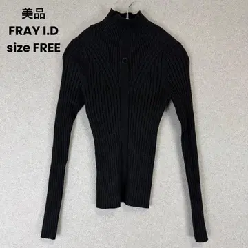 새상품급 FRAY I.D pierre cardin 블랙 니트 스웨터