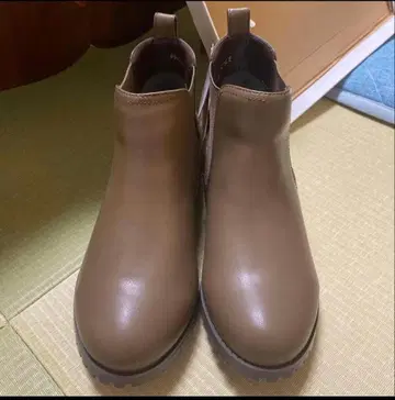 새상품 스튜디오 클립 브라운 사이드 고어 부츠 합성 피혁