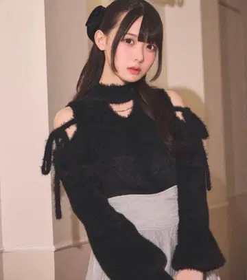 미셸 마카롱 샤기 니트탑