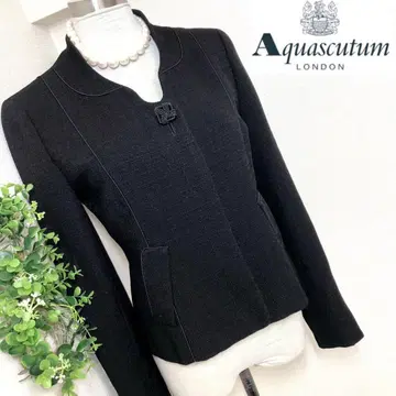 아쿠아 스큐텀의 고급스러운 노카라 자켓 포멀