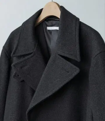 SMOOTH HERRINGBONE MAXI 오버 코트 (차콜)