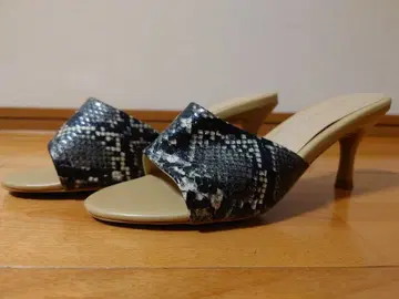 TOMORROWLAND 투모로우랜드 샌들 하이힐