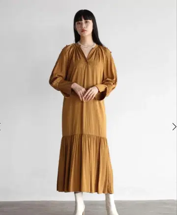 머스타드 결혼식 키넥 자카드 플레어 원피스 2차 모임 드레스