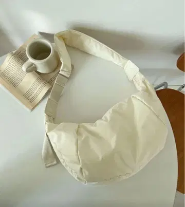 [ 미사용 ] 숄더백 화이트