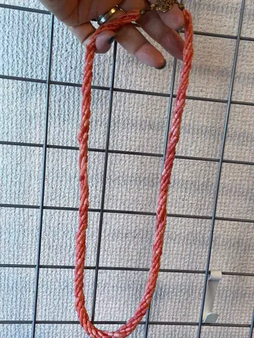 핑크 트위스트 편직 목걸이