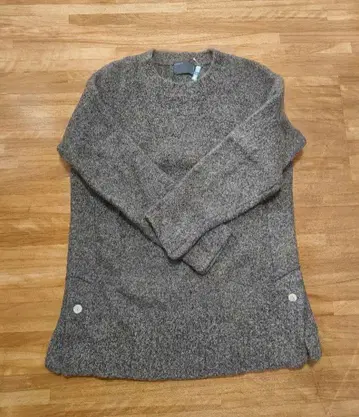 NOBLE 브라운 긴팔 니트 스웨터