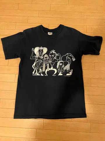 RED HOT CHILI PEPPERS 피카소 티셔츠 M 사이즈