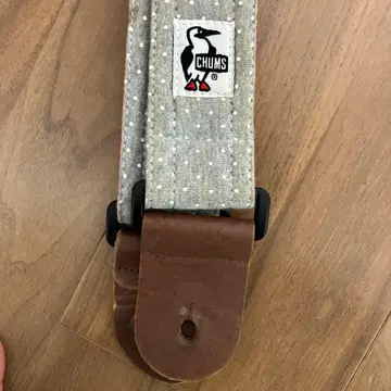 CHUMS 도트 무늬 기타용 스트랩