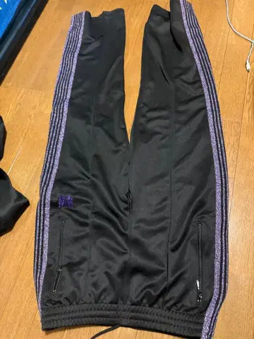 Raddles 보라색 스트라이프 팬츠 S