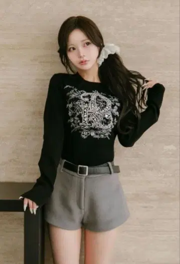 [라스트 1점] Darich 다리치 DR 비쥬 플라워 리브 니트탑