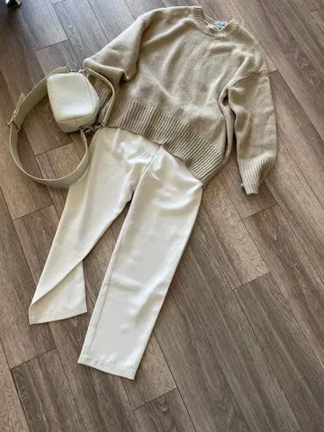 GALERIE VIE 파인 울 크루넥 풀오버 M 베이지