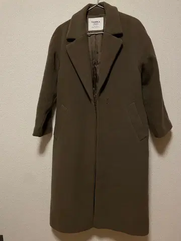 올리브 그린 체스터 코트