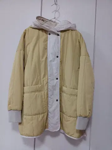 바스코 BASCO 옐로우 컬러 x 아이보리 충전솜 코트 후드 부착