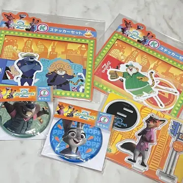 [익명] 주토피아2 아크릴 스탠드 캔 거울 스티커 세트 닉