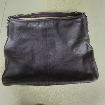 다크 브라운 가죽 숄더백