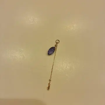 agete 참 한쪽 귀