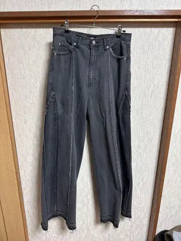 HARE 다크 그레이 와이드 레그 데님