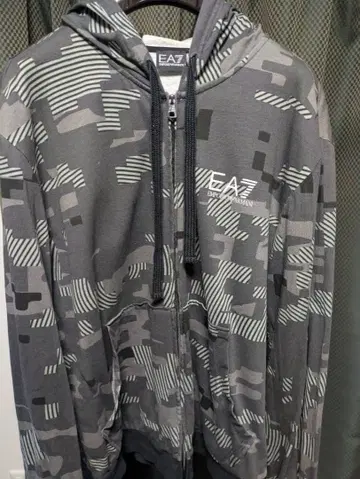 EA7 엠포리오 아르마니 카모플라쥬 후드티