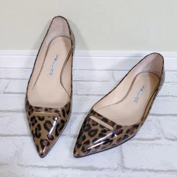 레어 모델 PELLICO 펠리코 아네리 에나멜 레오파드 표범 무늬 24