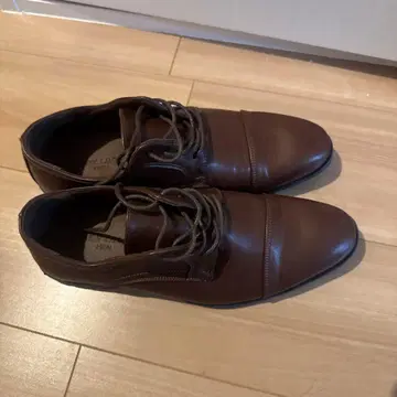브라운 가죽 레이스업 슈즈
