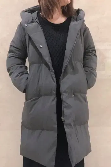 르농큐르 다운 흑먹색