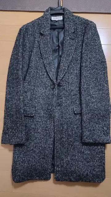 VANQUISH 체스터 코트