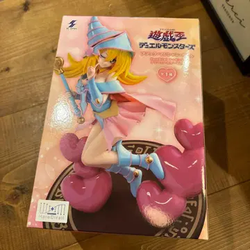 유희왕 듀얼몬스터즈 피규어 블랙 매지션 걸