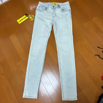 GUAPI 라이트 블루 슬림핏 데님 팬츠