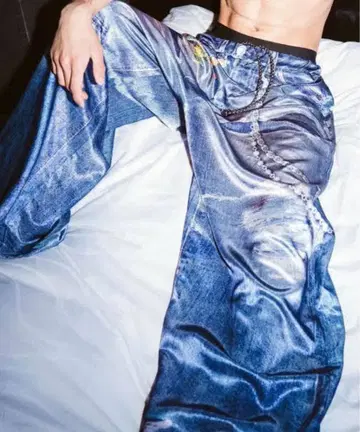 talking about the abstraction 전사 데님