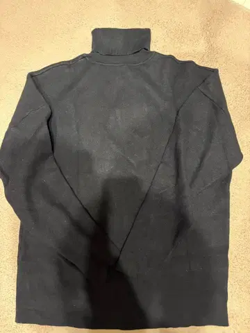 ZARA 블랙 터틀넥 스웨터 M