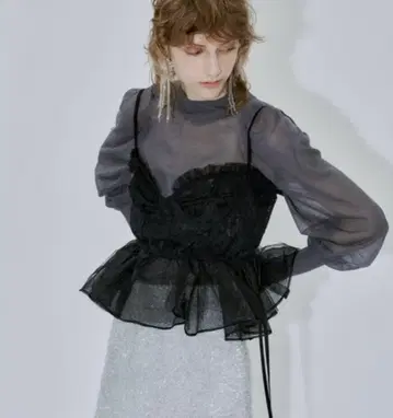 LA BELLE ETUDE 뷔스티에