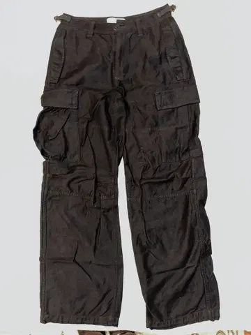 ARITZIA TNA 카고 팬츠 블랙