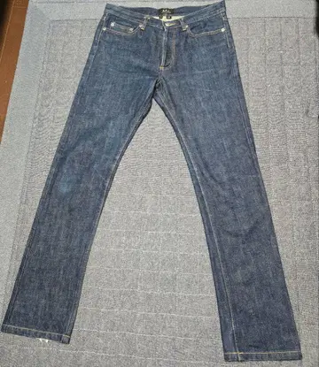 A.P.C. 아페쎄 NEW CURE 스트레이트 데님