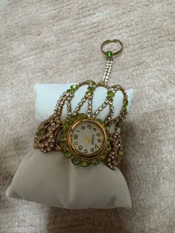 비쥬 모델 손목시계 골드/그린